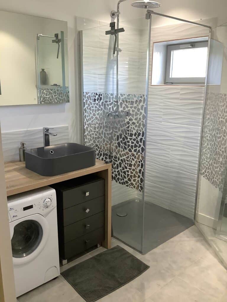 1B102F26-EC39-42E7-AB2E-940532FDD14E