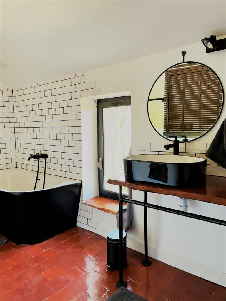 chambre kandinsky- maisond 'hôtes provence - maison d'hôtes luberon - chambres d'hôtes luberon - chambres d'hôtes provence - La gravie