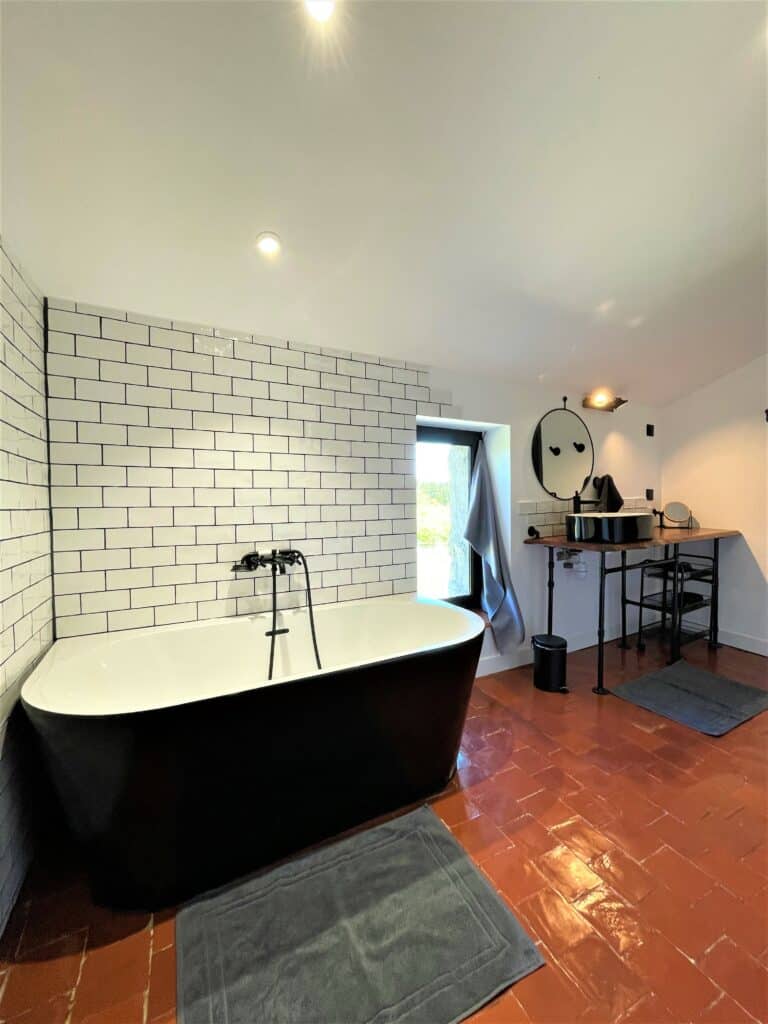 chambre kandinsky- maisond 'hôtes provence - maison d'hôtes luberon - chambres d'hôtes luberon - chambres d'hôtes provence - La gravie