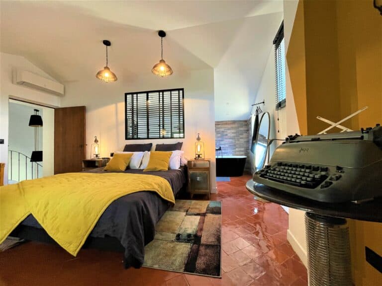 chambre west side story- maisond 'hôtes provence - maison d'hôtes luberon - chambres d'hôtes luberon - chambres d'hôtes provence