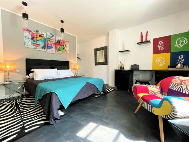 chambre keith haring- maison d'hôtes provence - maison d'hôtes luberon - chambres d'hôtes luberon - chambres d'hôtes provence - La gravie